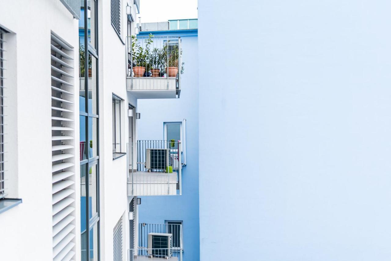 City Castle Apartments Free Parking Bratislava Eksteriør billede