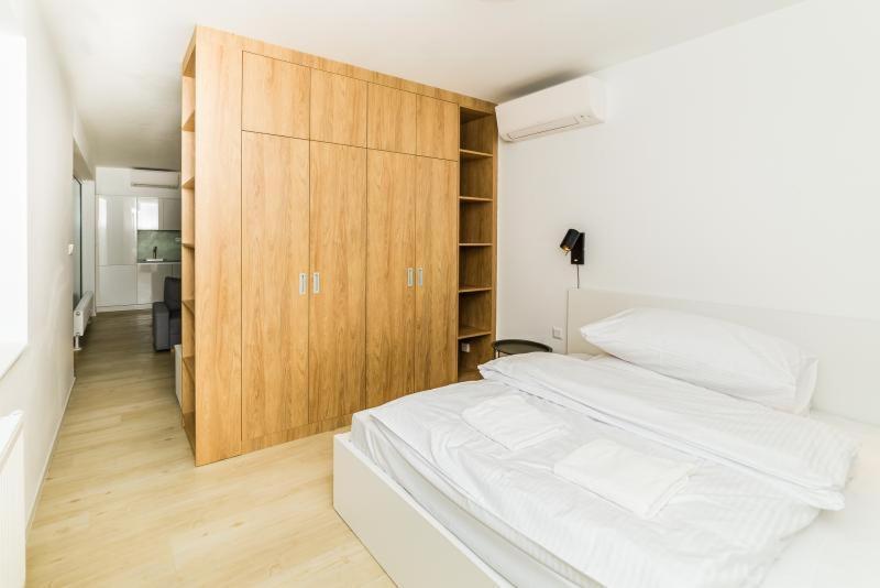 City Castle Apartments Free Parking Bratislava Eksteriør billede