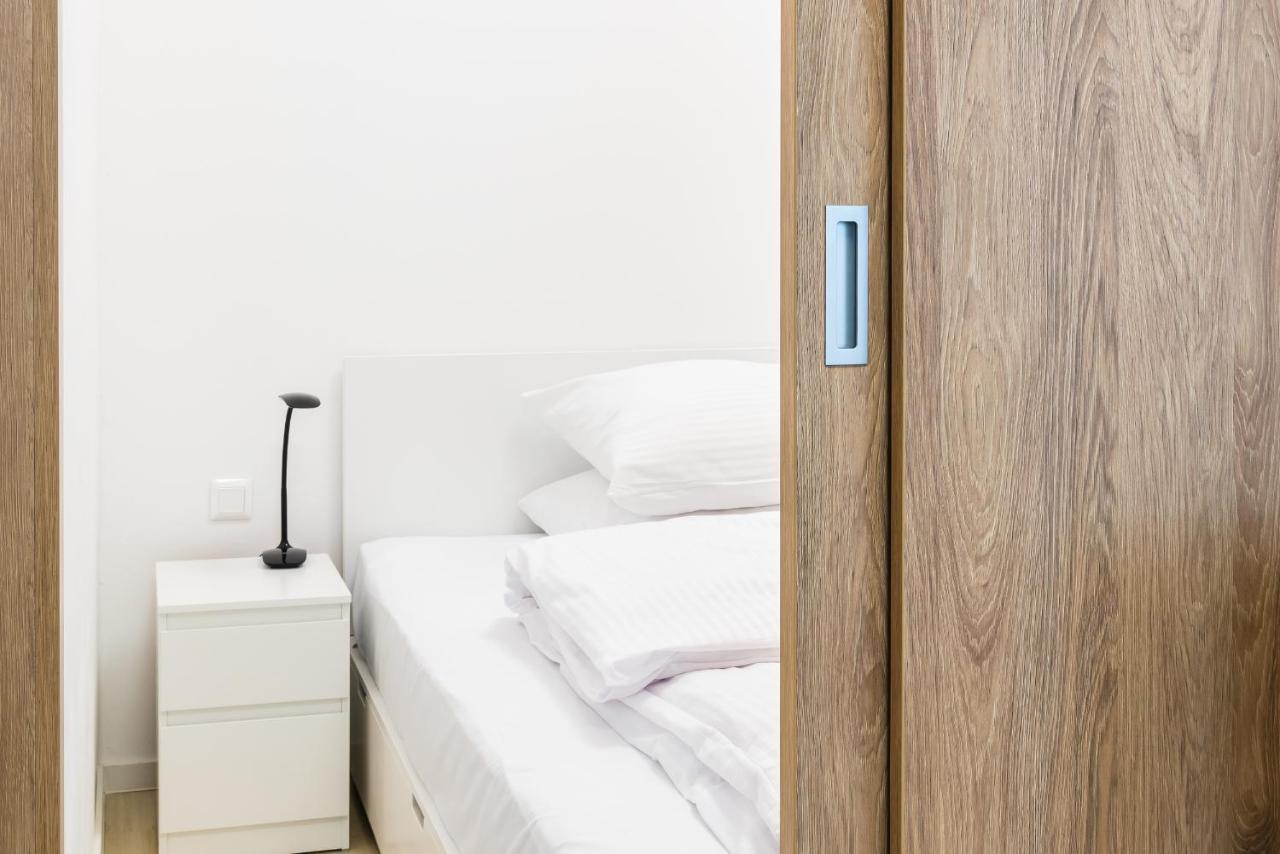 City Castle Apartments Free Parking Bratislava Eksteriør billede